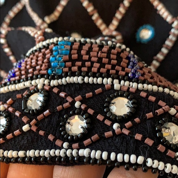 Embroidered skirt - Picture 4 of 5